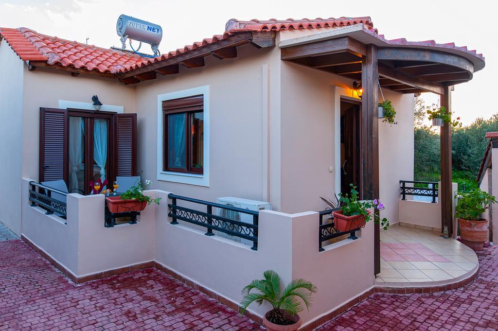 Kyriaki'S Cozy Apartments Agia Marina Exteriér fotografie